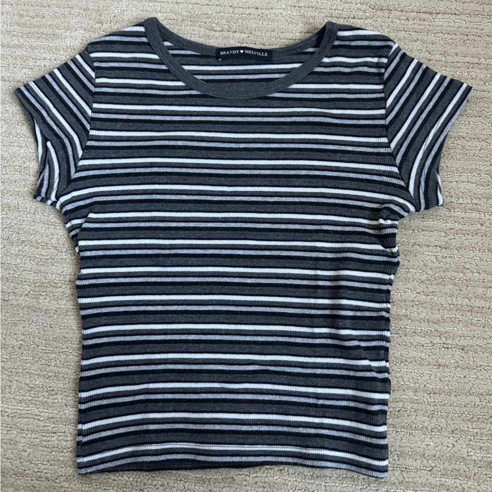 Brandy Melville cropped tee